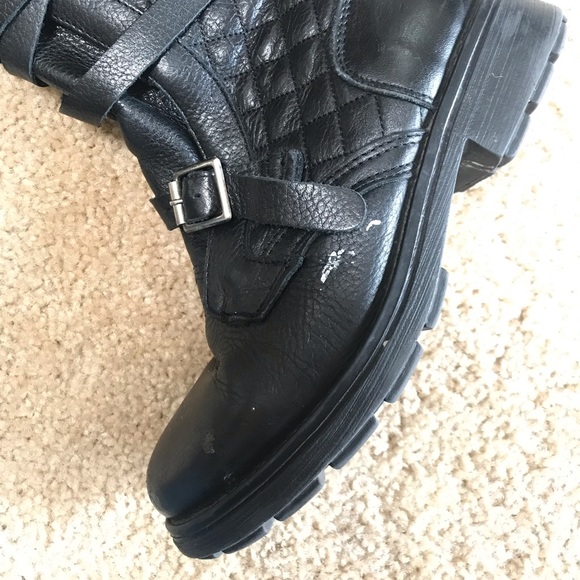 Steve Madden Leather Black Boots - Picture 4 of 5